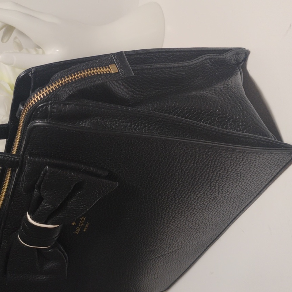 NWOT kate spade Black Pebbled Leather Bow Top-Handle Crossbody Bag - Picture 4 of 13
